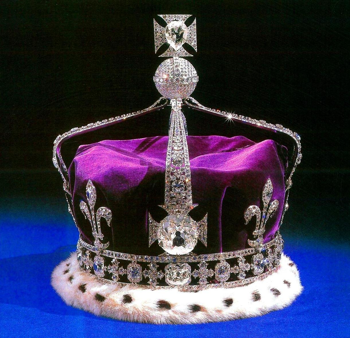 Official and Historic Crowns of the World and their Locations 